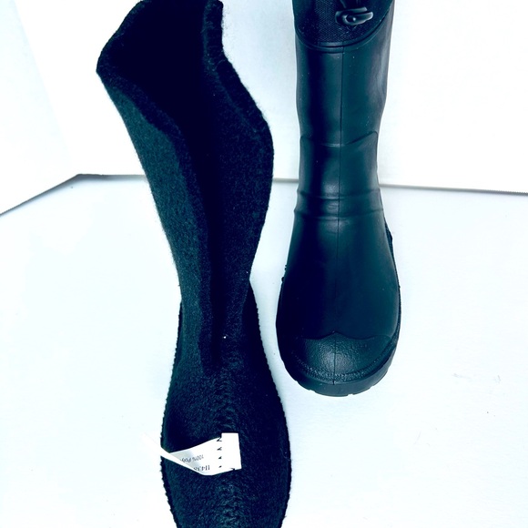 WONDER NATION CHILDREN’S BLACK WATERPROOF DRAWSTRING BOOTS SIZE 3 - Picture 5 of 5